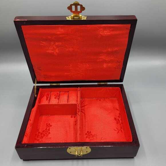 Vintage Chinese Hand Carved Cork Diorama Jewelry Box Red Lining Wood Box SEE - Picture 4 of 16